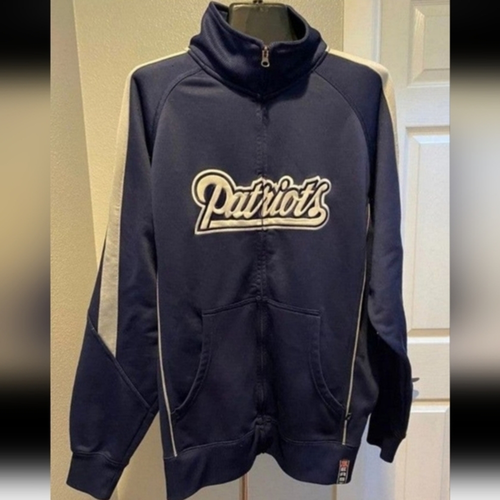 Patriots full‎ zip jacket, Large